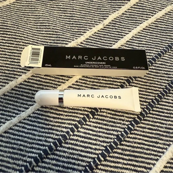 Marc Jacobs Under(Cover) Blur-Fection Wrinkle Filling Primer - Picture 7 of 8